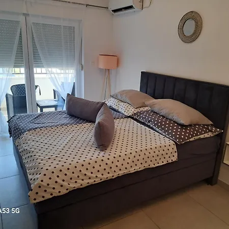 Apartment Nika